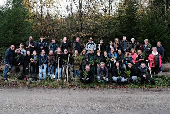 Teambild animonda bei der Aufforstung Aktion Teambild animonda bei der Aufforstung Aktion